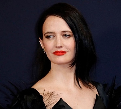 Напад на Україну - це напад на всіх нас: Єва Грін, Жюльєт Бінош, Ізабель Юппер та інші культурні діячі записали звернення