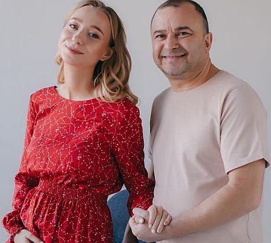 Дружина 55-річного Павліка оголосила про вагітність