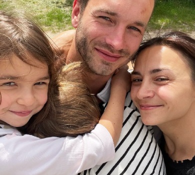 Гвоздьова показала зворушливу зустріч чоловіка з дітьми після 2 місяців розлуки