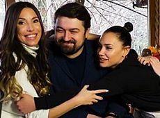 Новоспечена невістка Ющенка показала свій багатолюдний скарб