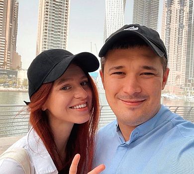 Дружина міністра Федорова в Дубаї засвітила тату на стегні. ОНОВЛЕНО