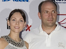 Від Парцхаладзе знову вагітна брюнетка-модель