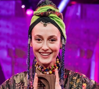 Аліна Паш похвалилася європейською музичною премією Moves Europe Awards