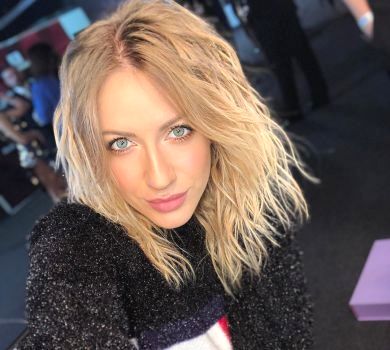 Нікітюк загриміла під крапельниці з загадкової причини