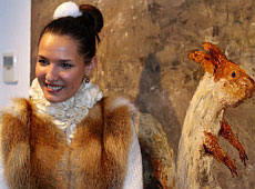 Фаворитка Джоан Коллінз спокусилася на натюрморти Франчук