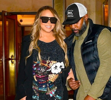 Вихід діви: Мерая Кері в Нью-Йорку посвітила ногами у обтислому міні