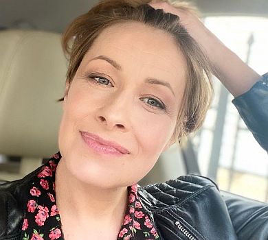 Психанула: Олена Кравець показалася з новою зачіскою 