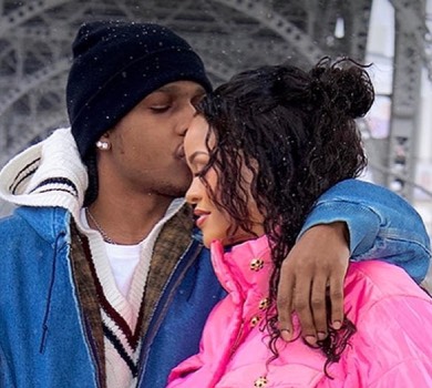 Фани вагітної Ріанни знайшли підказки щодо статі дитини