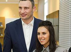 Мер Кличко запропонував Джамалі виконати гімн перед боєм його брата з Ф'юрі