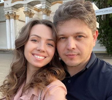 Настя з Уханя Зінченко вагітна від ексголови ДМС Соколюка 