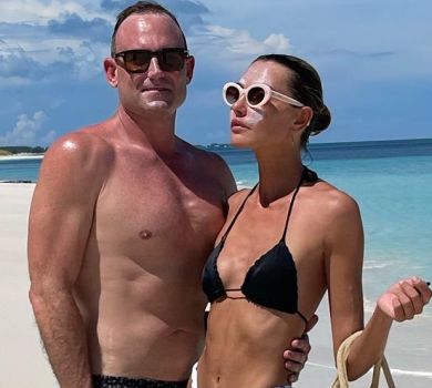 Байкова в моменті показала обійми та цілунки з американським бойфрендом