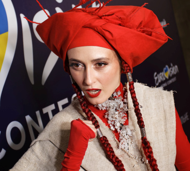 Хочу вибачитися перед українцями: Аліна Паш прокоментувала скандал із довідкою 