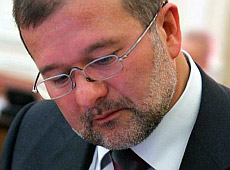 Балога хоче бути, як Янукович чи Ющенко?