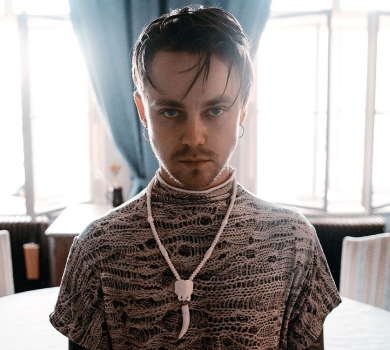 Нарешті: Пивоваров показав, як стихійно поплигав у сніг. ВІДЕО