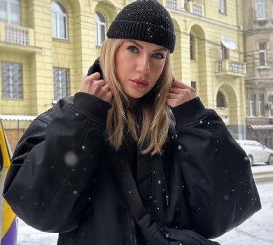 Завжди будемо пам’ятати: Нікітюк показалася на тлі понівеченого будинку в Салтівці