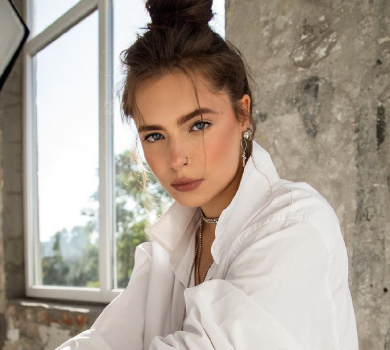 Дочка Кравець у річницю війни зустріла своє 20-річчя та загадала два бажання