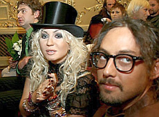 Депутат вдягнувся у Раду, як гламурний падонаг