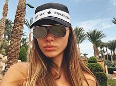 Модель Дементьєва ховається від зими на єгипетському пляжі 