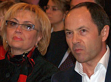 Подружжя Тігіпків святкувало день народження з битим посудом