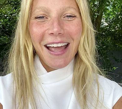 Пелтроу на честь свого 48-річчя знялася голяка. ФОТО