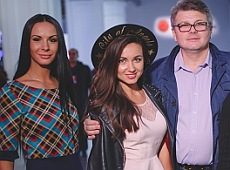 Продан, Скрипка та сексі поліцейська засвітилися на другому дні UFW