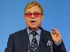 Елтон Джон у Києві закликав українців бути толерантнішими до секс-меншин