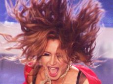 Україна послала Лободу з барабанами та хлопцем у касці