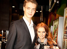 Журавський з виборів переключився на агента 007