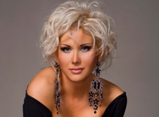 Бужинська комплексує через руку, а Коляденко схуд від сексу