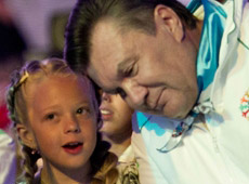 Янукович на старості років здійснив мрію дитинства
