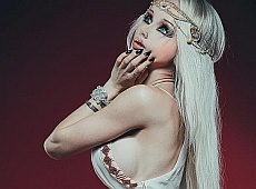 Одеська Барбі показала нові фото та близьку за духом істоту. ФОТО