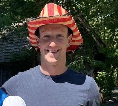 Цукерберг привітав Америку сімейним фото з трьома дочками і дружиною