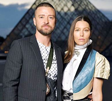 Нічого не було: Тімберлейк публічно вибачився перед дружиною за тримання за ручки з іншою