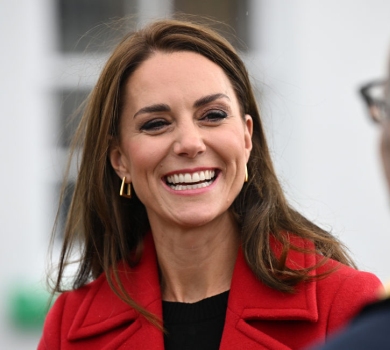 Уельс зустрічає принца і принцесу Уельських: яскравий вихід Вільяма і Кейт