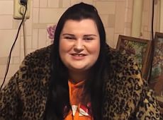 Реперка Alyona Alyona показала, як на мотоциклі переїжджала з Баришівки до Києва