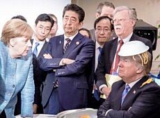 Це Трамп поцупив торт: фотожаби на ренесансний кадр із саміту Великої сімки