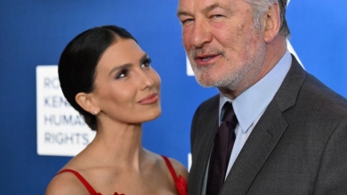 Дружина Болдуїна привітала його з 65-річчям шаленим фото з сімома дітьми