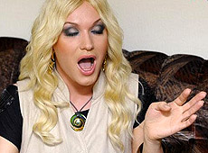 Монро розповіла, як її позбавили цноти. ВІДЕО