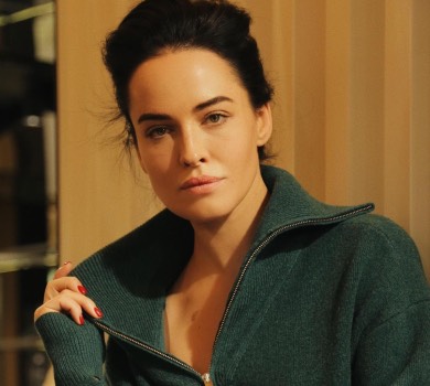 Боялася подивитися в очі: Астаф’єва у Гостомелі заспівала для військових