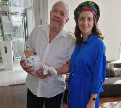 Макаревич оголосив про народження сина. Перші ФОТО малюка