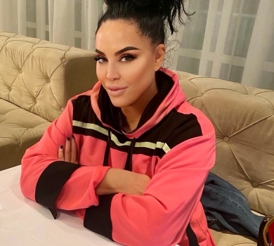 Байрак показала воркаут на сходах: Ось мої ліпосакція та фільтри