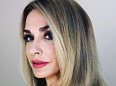 Сумська в купальнику показала свій одеський релакс та дочку в Лондоні 