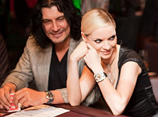 Окунська привела на покер нового кавалера