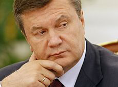 Янукович натякнув, що в нього чутлива психіка