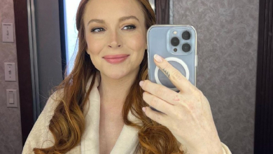 Вагітна Ліндсей Лохан уперше показалася з животиком