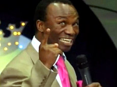 Аделаджа виганяв бісів з Тимошенко і зомбував українців зірками. ВІДЕО