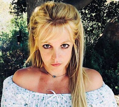 Суд залишив батька Брітні Спірз її опікуном