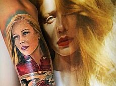 Тіно-татухи: фанати Кароль понабивали її на собі