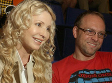 Тимошенко з Власенком відтяглися під пісні Гадюкіних. ВІДЕО