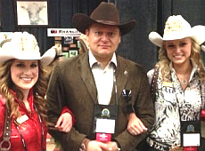 Добкін у Техасі осідлав бика 